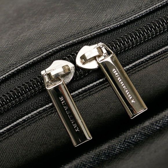 Burberry Nova Check Handbag - Picture 7 of 8